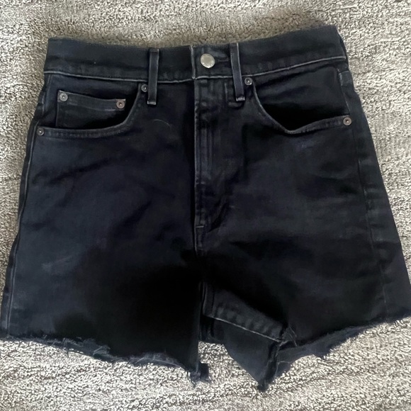 Denim Forum Arlo Short - Picture 1 of 1